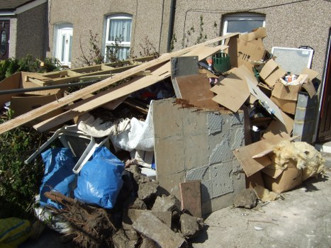 Environmental considerations for waste removal in Bromley